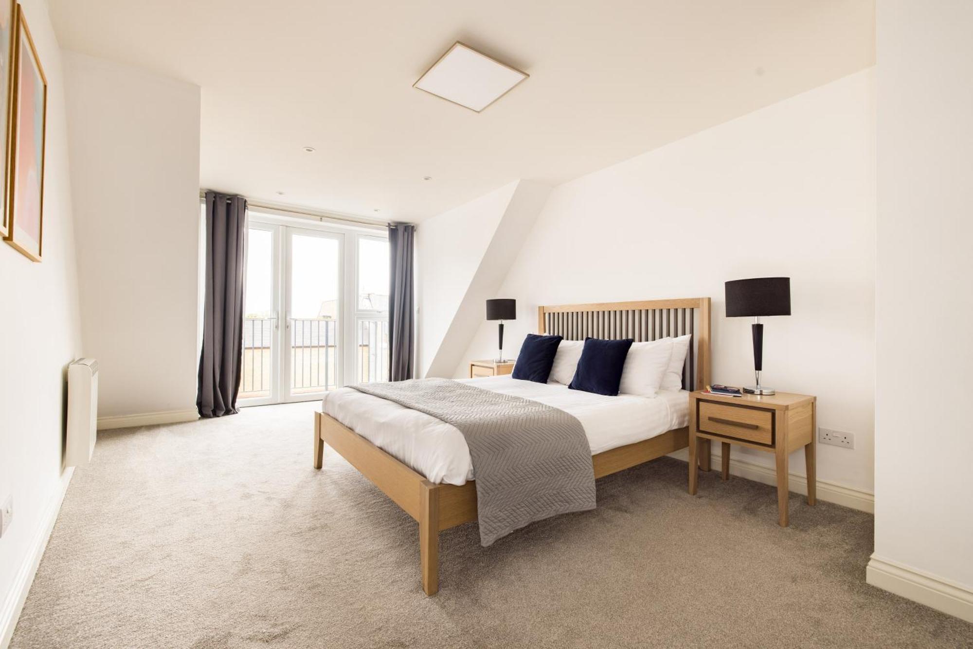 Apartamento Charles Hope Staines Centre Exterior foto
